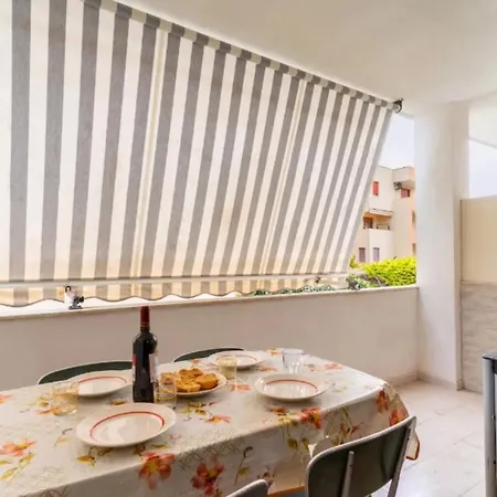 Orange House شقة