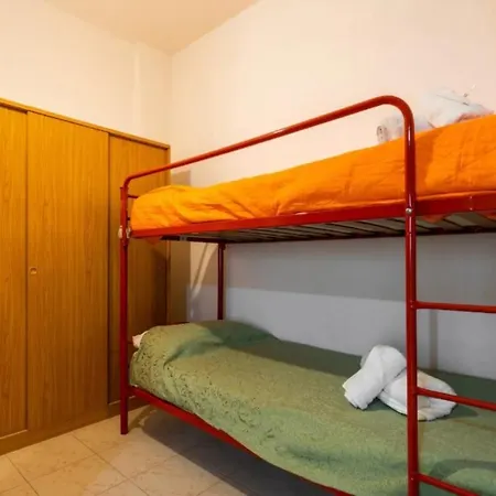 Orange House شقة